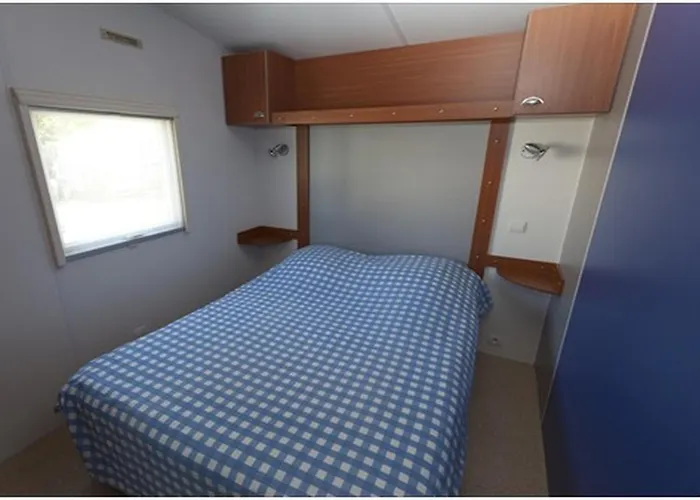 Le Both D'orouet 캠프장 생장드몽